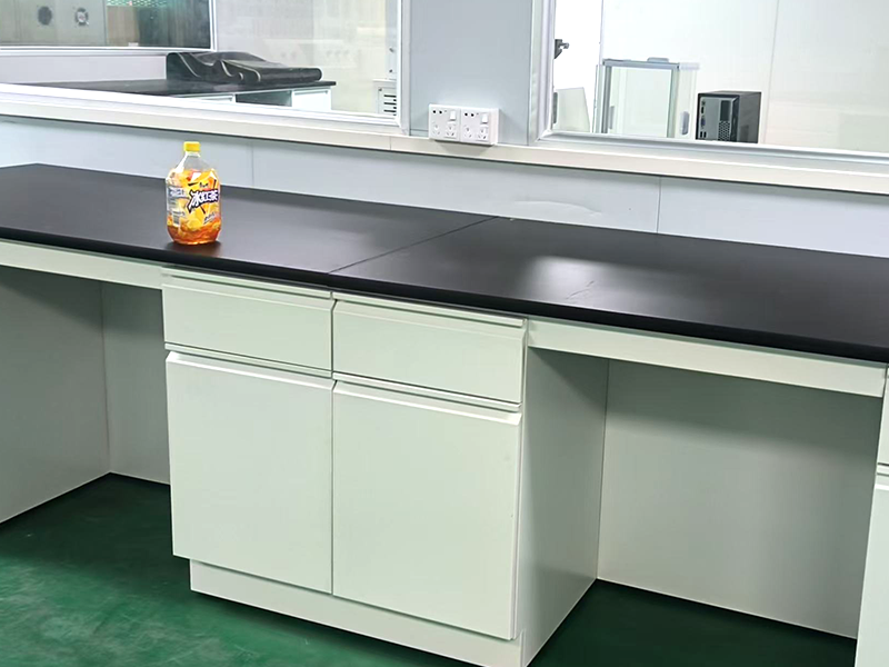 All-Steel Laboratory Bench Project Customer Case