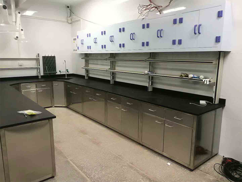 اسٹینلیس اسٹیل لیب بینچ