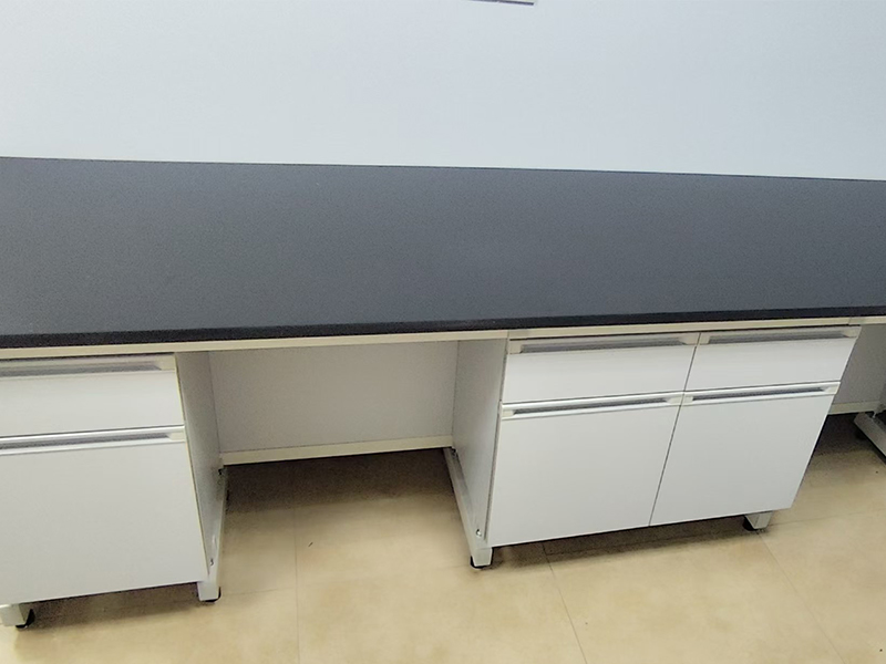Steel Wood Lab Bench Project Case for Chemistry Laboratory