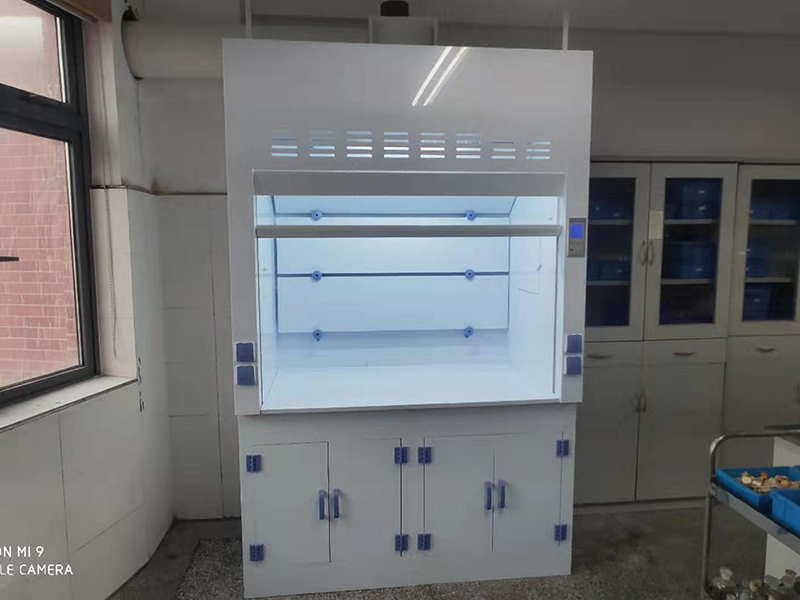 1762838829198812.jpg laboratory fume hoods