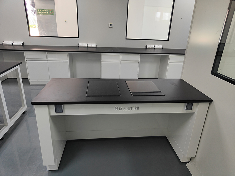 lab balance bench