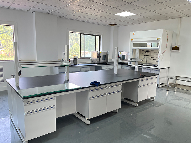huajusheng Steel-Wood Laboratory Workbench Project｜Pakistan Analytical Laboratory