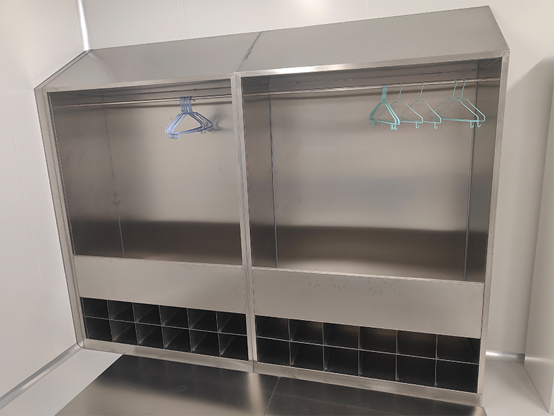 Metal Storage Cabinets for Safe Laboratory Organization
