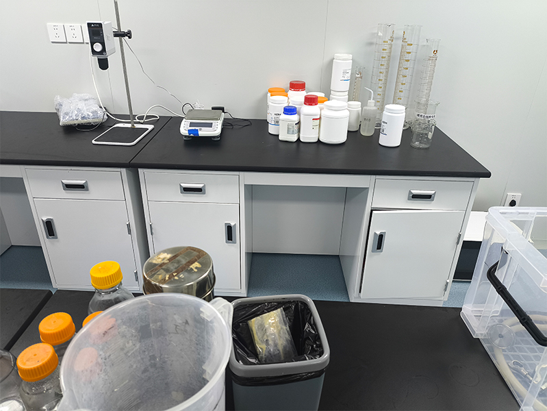 University Laboratory Bench