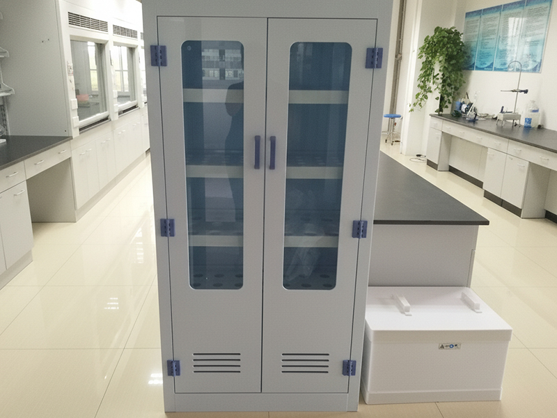  laboratory glassware cabinet