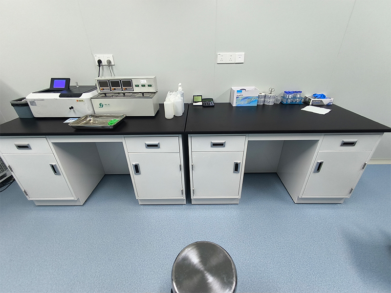 Full Steel Height Adjustable Lab Bench Ergonomic Solutions for Pakistan Research Laboratories